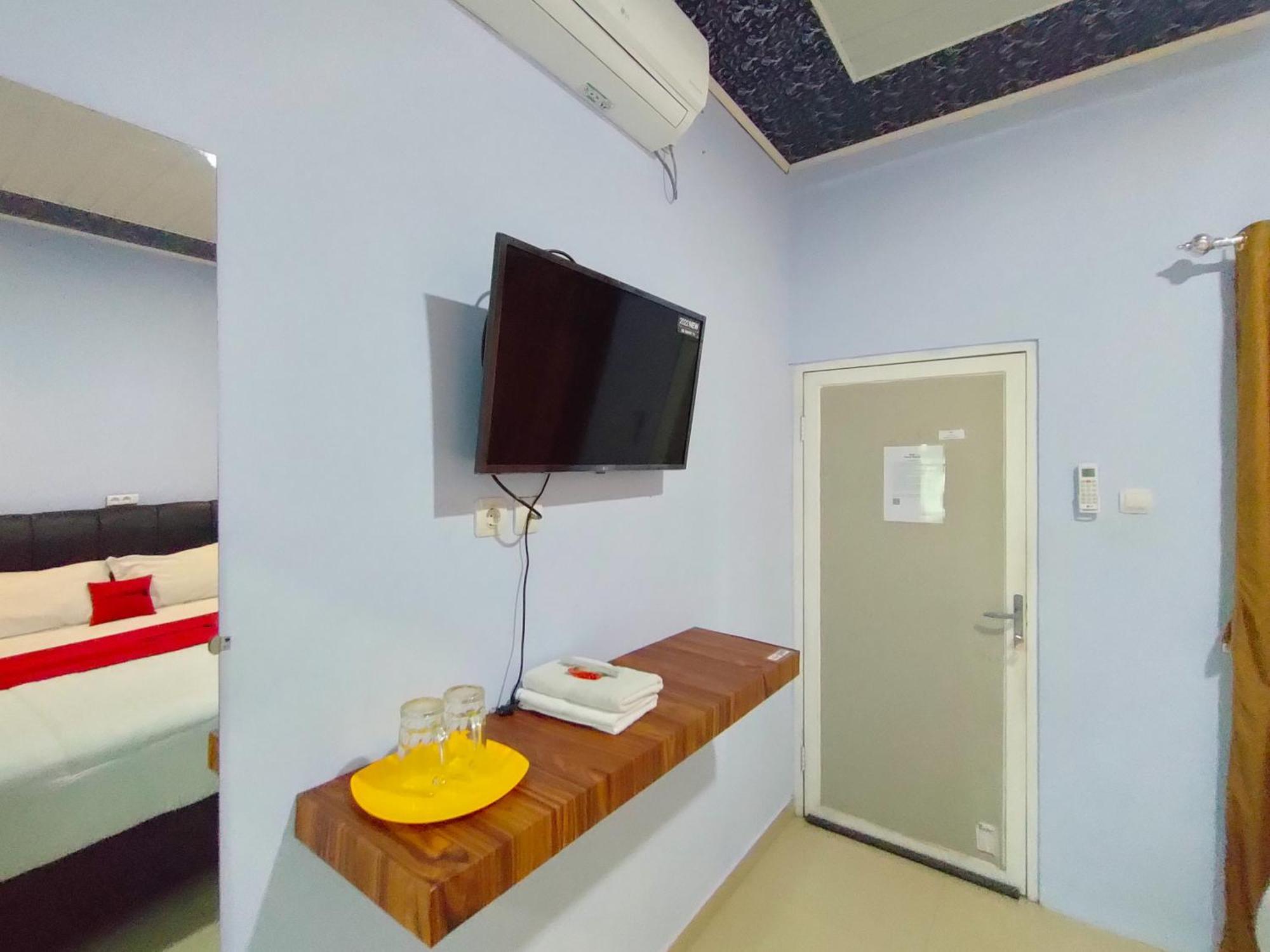 Reddoorz Syariah Near Stasiun Wates Hotel Wates  Exterior foto