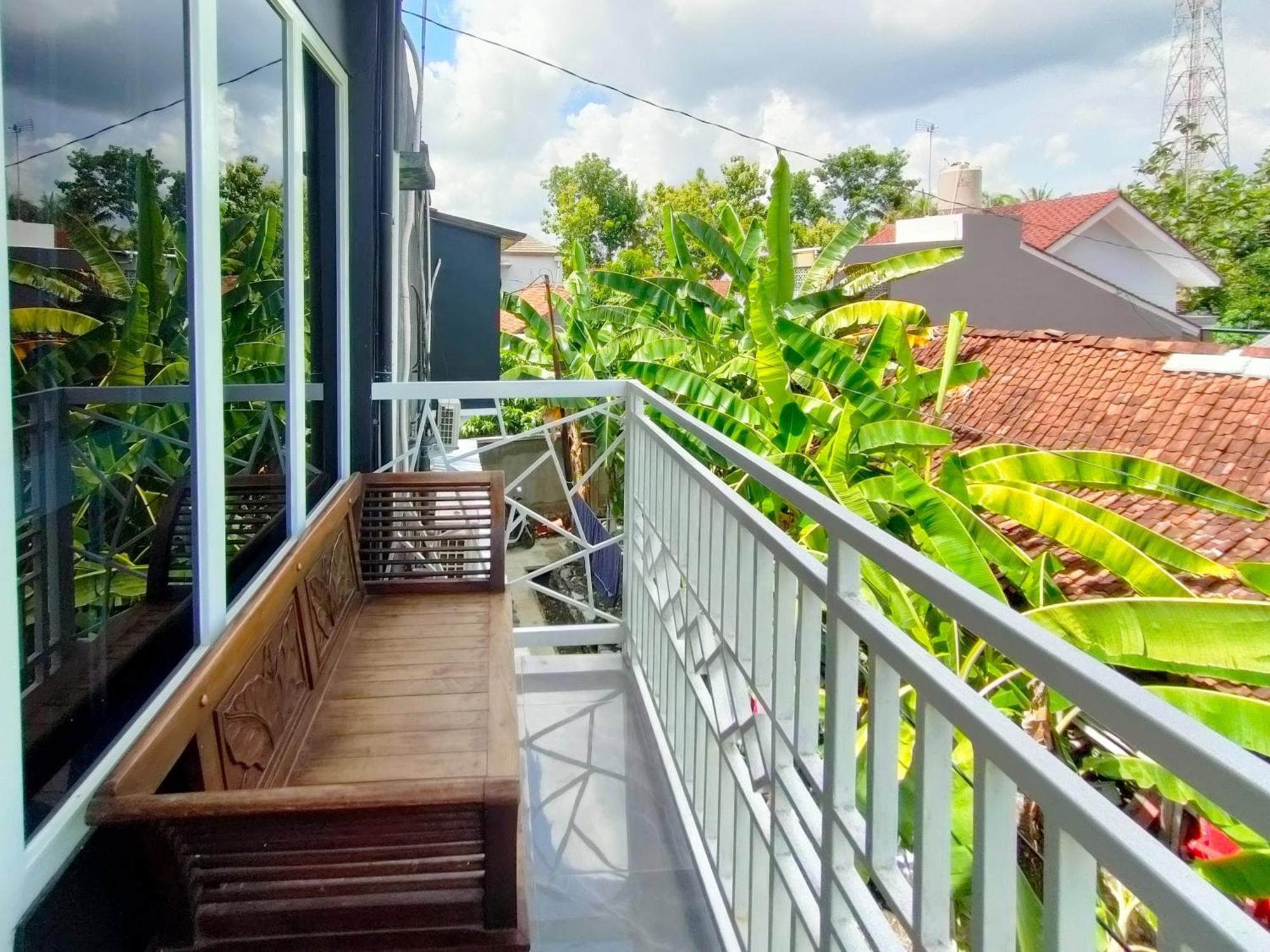 Reddoorz Syariah Near Stasiun Wates Hotel Wates  Exterior foto